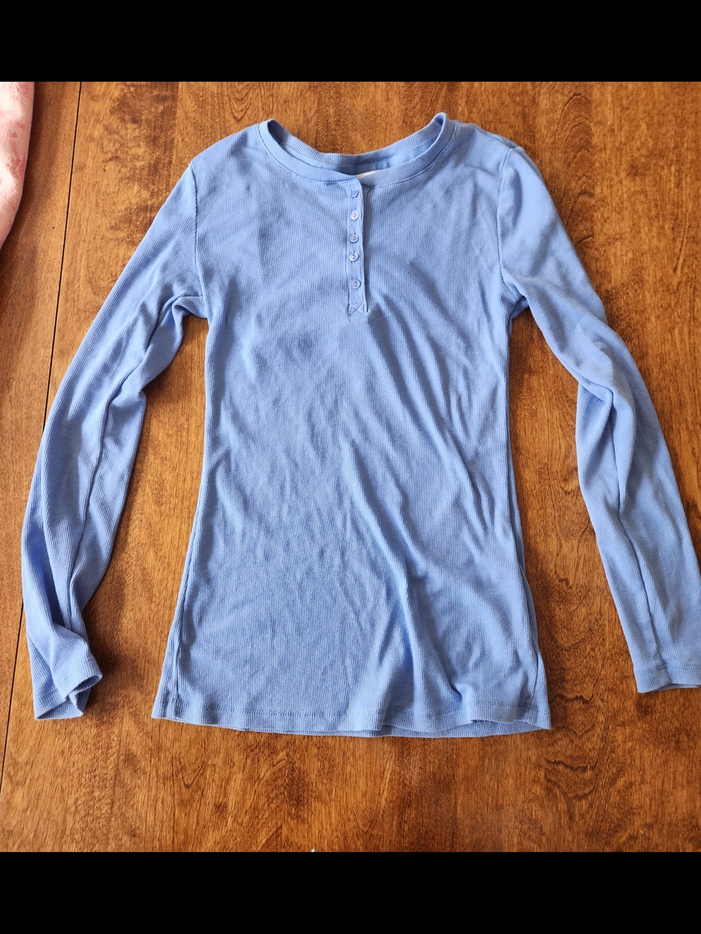 ⚡️3/$20⚡️ Joe Fresh Light Blue Ribbed Henley EUC Size Small